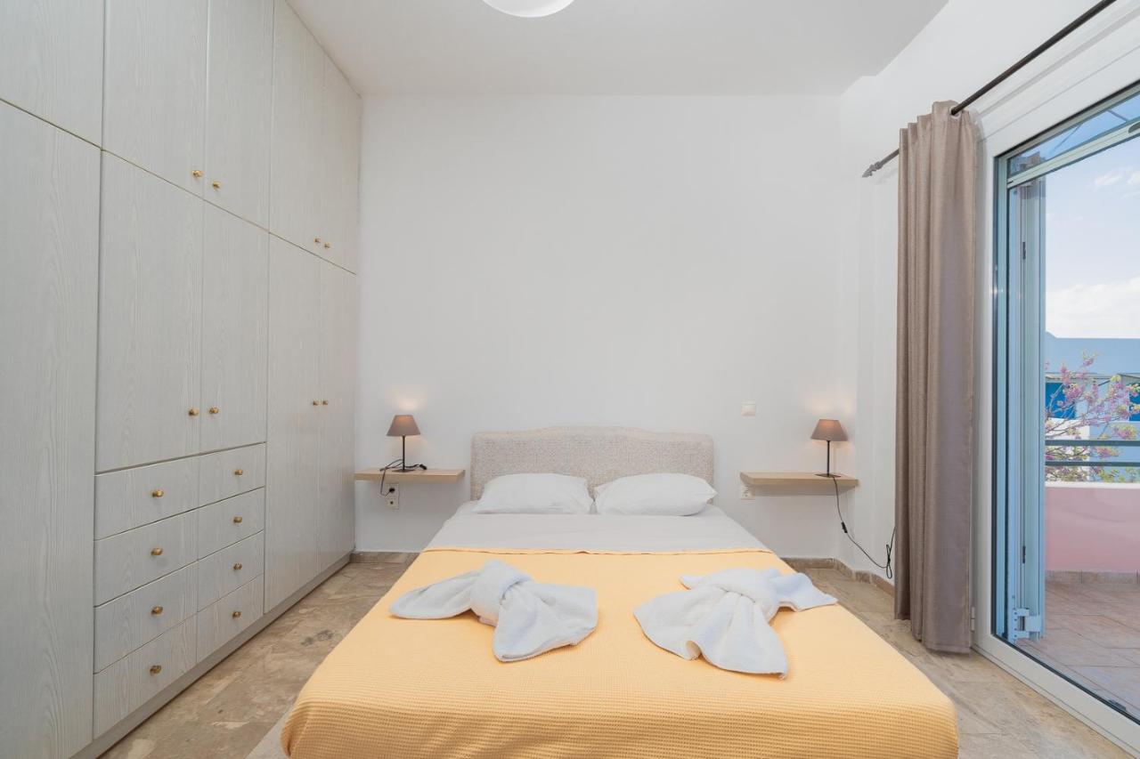 Mtc-D Apartments By The Sea And Airport Pórto Ráfti 外观 照片